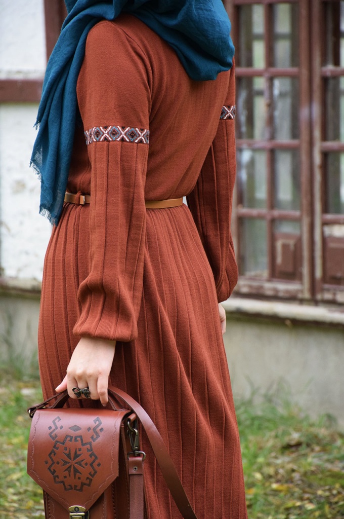 Etnik Desen Tarçın Renk Triko Elbise