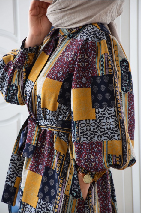 Etnik Desenli Lacivert ve Sarı Tonlarında Elbise