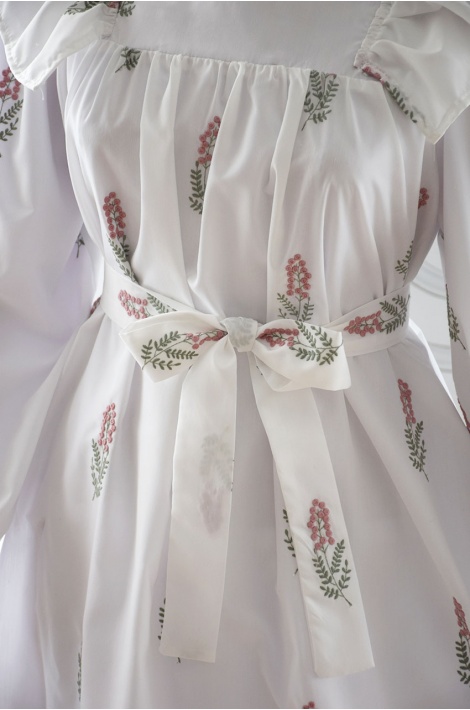 Rokoko Nakışlı Pembe Çiçek Elbise