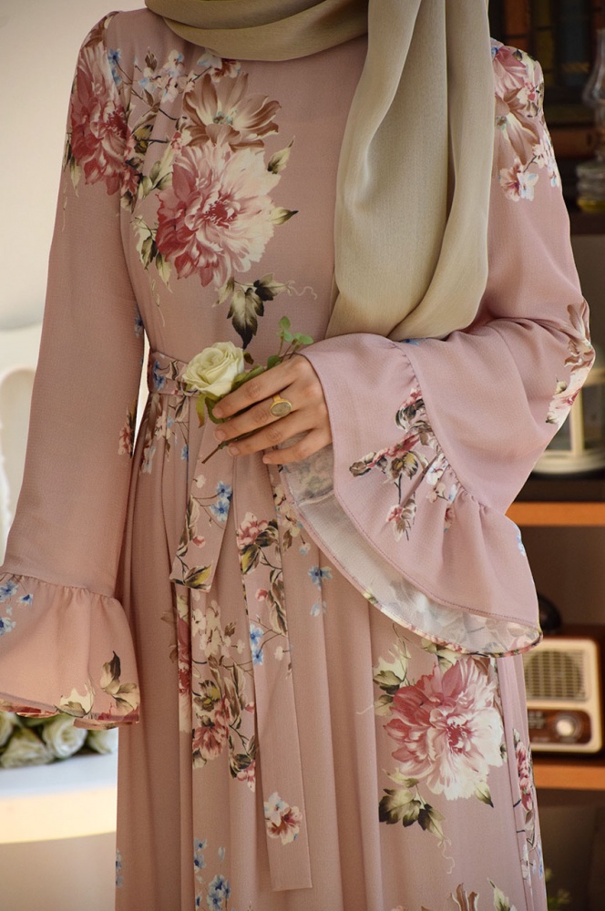 Volanlı Soft Çiçekli Pembe Elbise