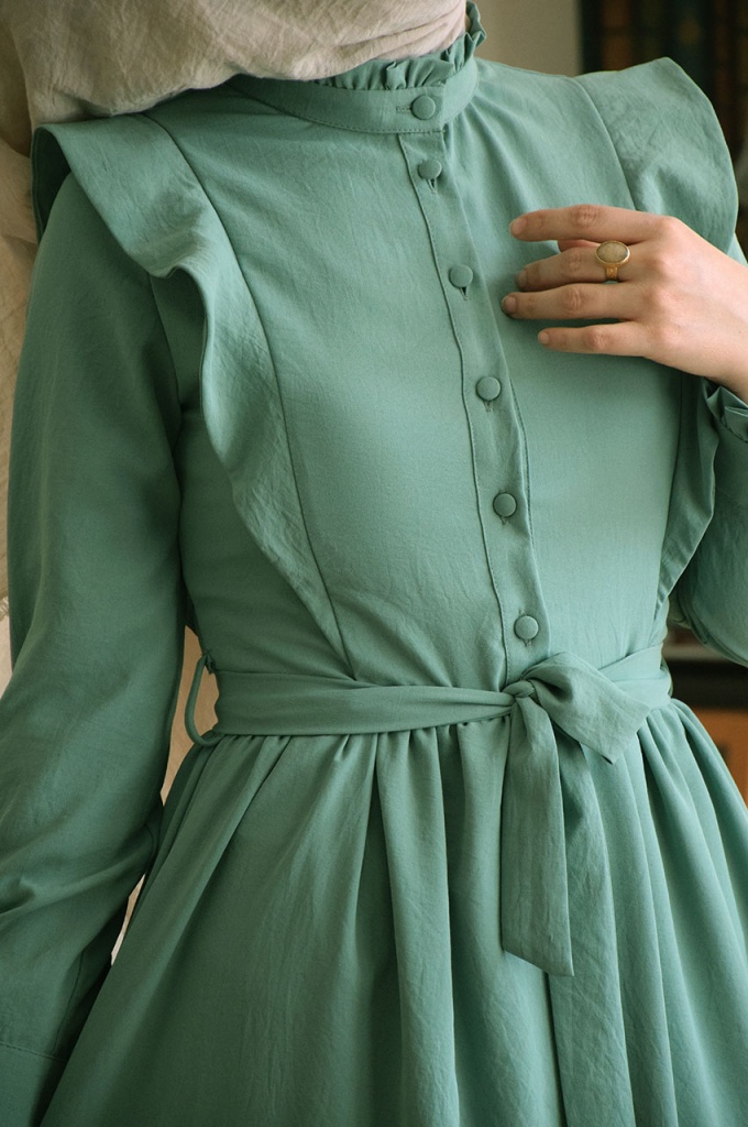 Zarif Fırfır Detaylı Mint Elbise