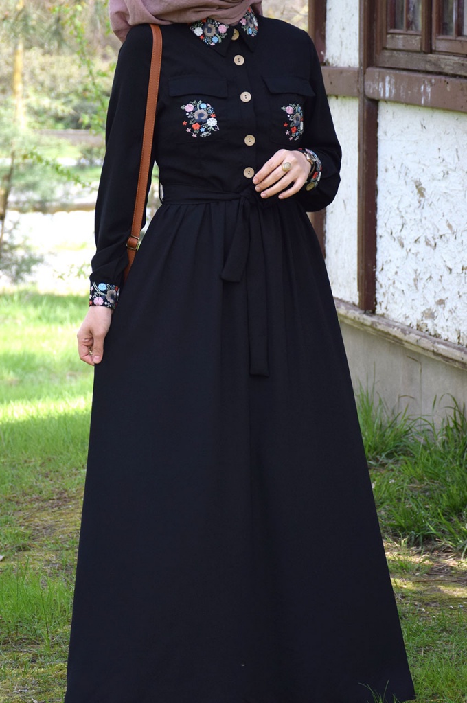 Bahar Nakışlı Siyah Elbise